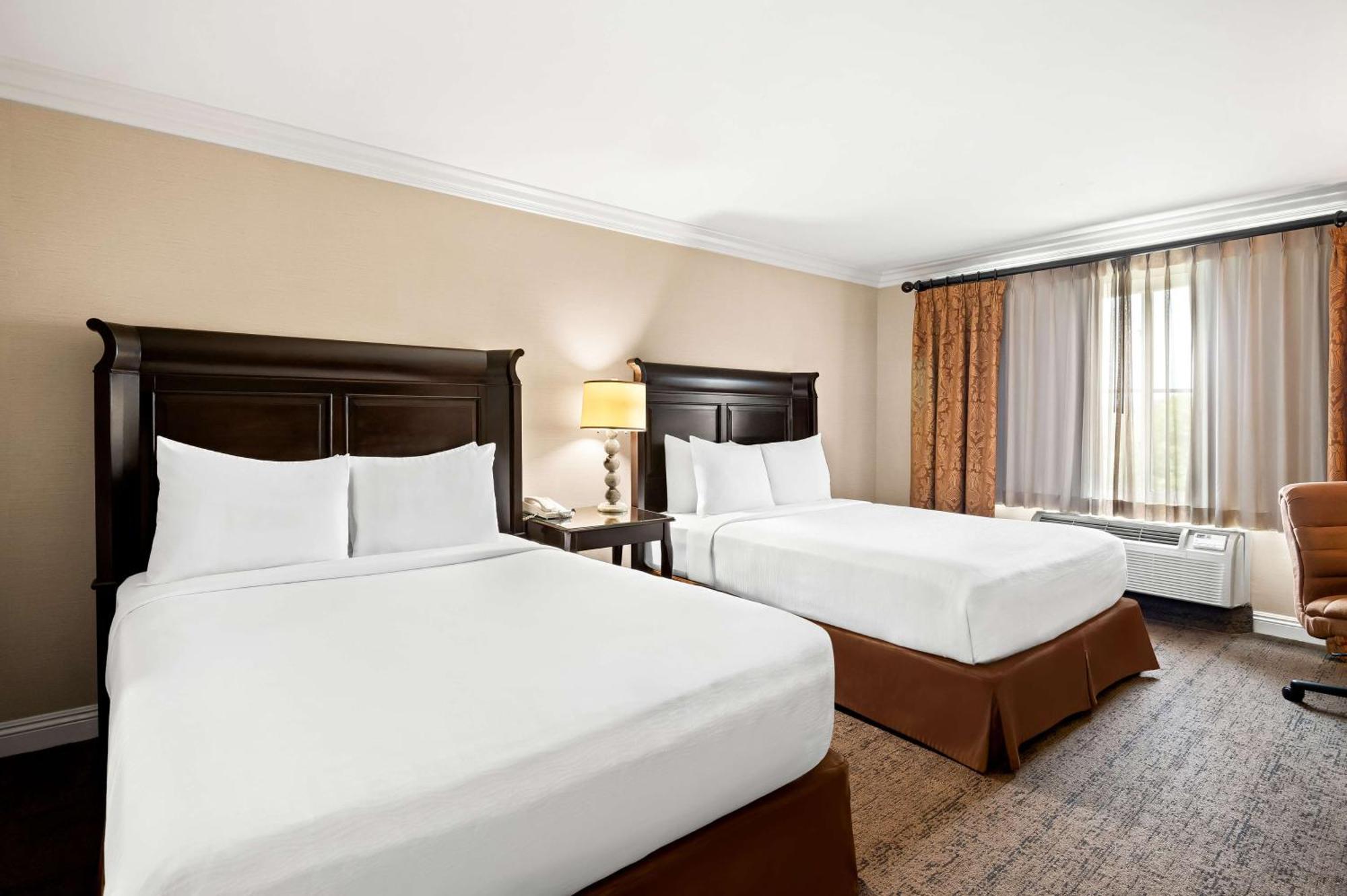 Best Western Ontario Mills Mall Екстер'єр фото