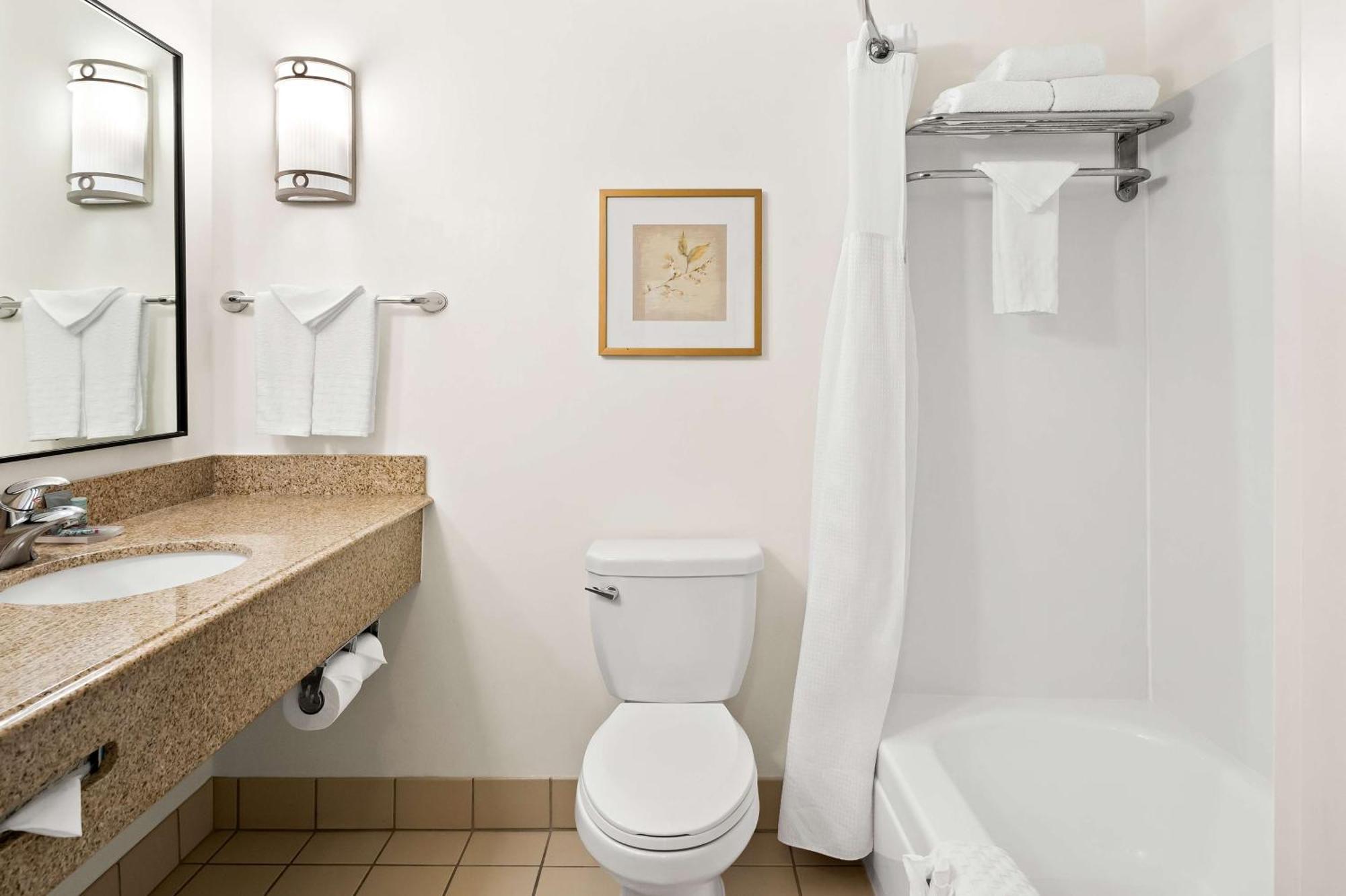 Best Western Ontario Mills Mall Екстер'єр фото