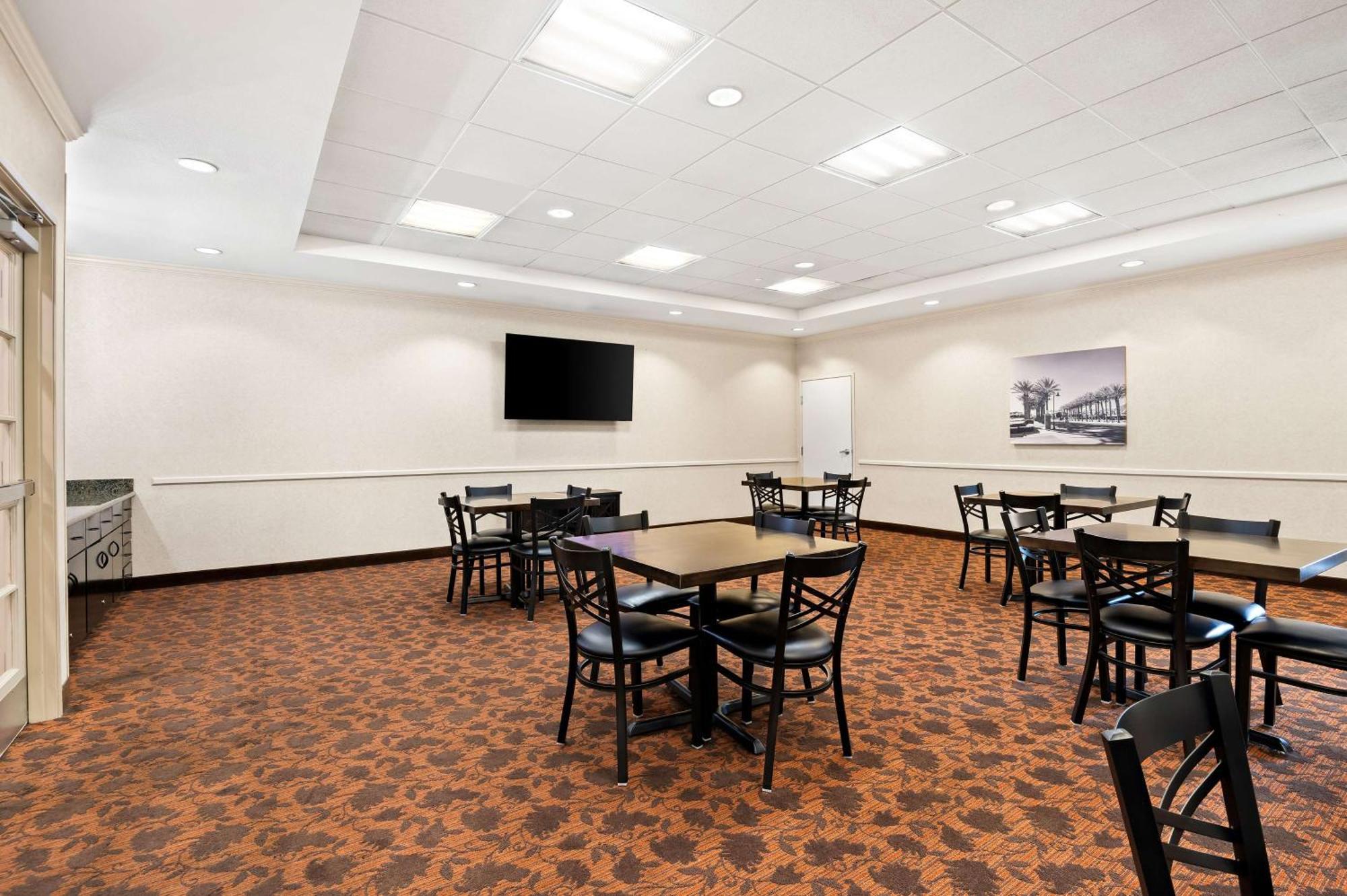 Best Western Ontario Mills Mall Екстер'єр фото