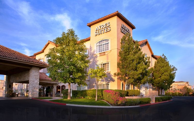 Best Western Ontario Mills Mall Екстер'єр фото