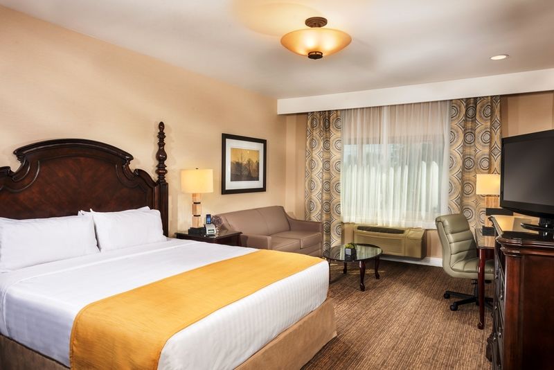 Best Western Ontario Mills Mall Екстер'єр фото
